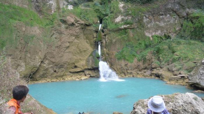 keunikan Air Terjun Matayangu di TN MataLawa Sumba, NTT