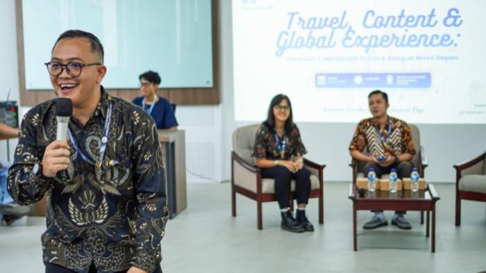 UPITRA’s SOCIETY 5.0 Seminar Series #2 bertema “Travel, Content & GlobalExperience: Cara Gen Z Menjelajah Dunia dan Bangun Masa Depan” yang digelar di MulƟFuncƟon Hall UPITRA.