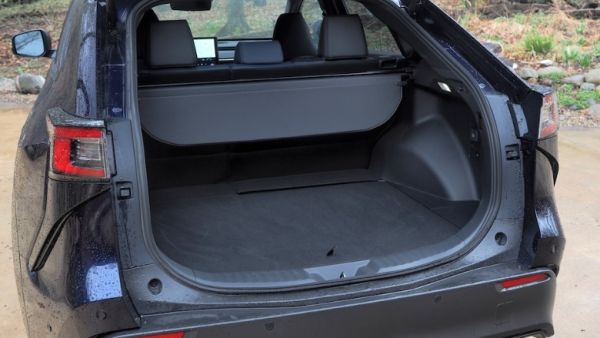 Solterra trunk