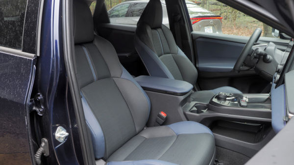 2026 Subaru Solterra front cab