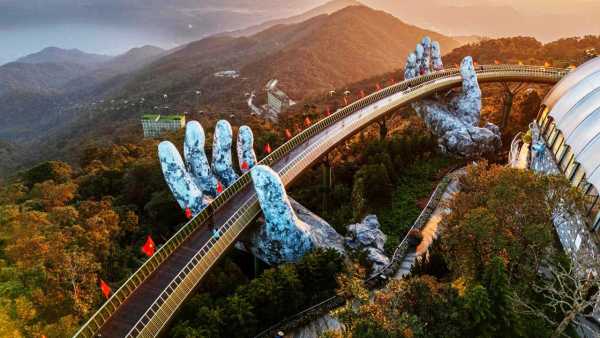 Vietnam Golden Bridge