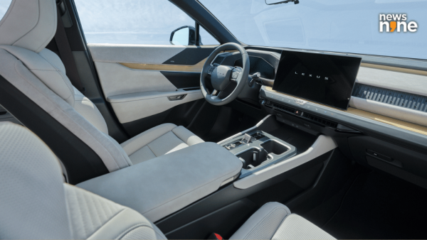 Lexus TZ interior feels high quality