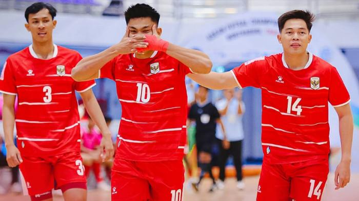 SELEBRASI - Selebrasi pemain Timnas Futsal Indonesia setelah mencetak gol ke gawang Brunei Darussalam pada pertandingan Grup B Piala AFF Futsal 2026 di Nonthaburi, Thailand, Senin (6/4) siang WIB.