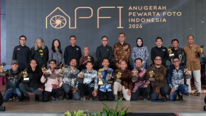 APFI 2026 - Penyelenggaraan APFI 2026 di Kabupaten Bogor dengan memamerkan karya foto terbaik di Taman Siliwangi, Kecamatan Cibinong, Jumat (8/5/2026).