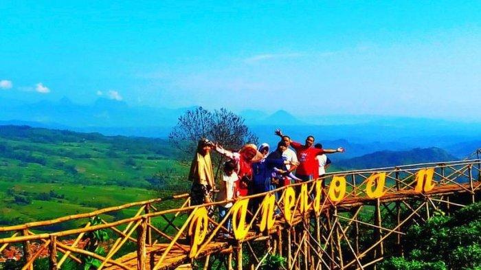 Bukit Panenjoan Purwakarta