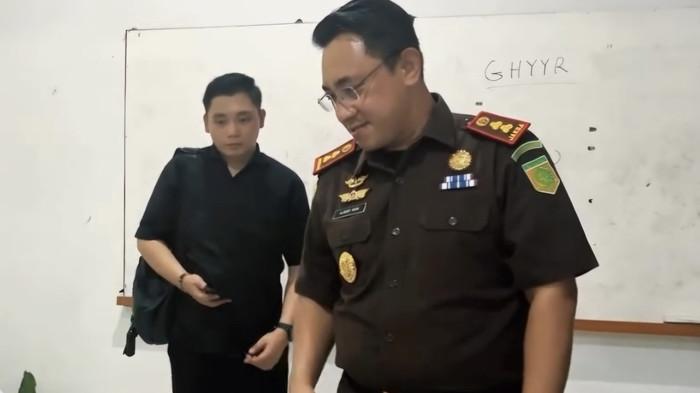 JAKSA - Kepala Kejaksaan Negeri (Kajari) Minsel Albertus Roni Santoso.