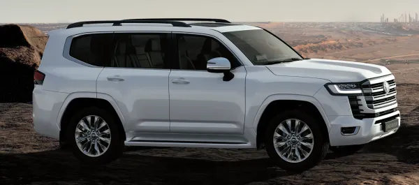 toyota land cruiser 300 exterior side view