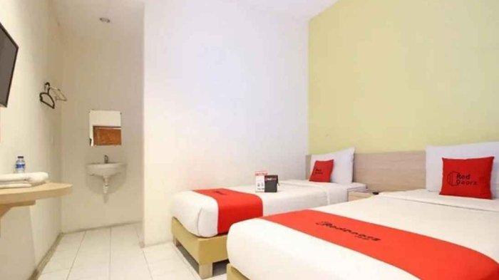 Red Doorz Slamet Riyadi Solo.