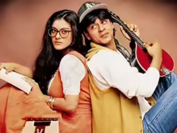 Kajol and SRK in DDLJ Kajol and SRK in DDLJ