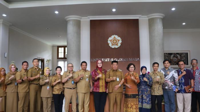 Gubernur Babel, Hidayat Arsani menggandeng Universitas Gadjah Mada pada pengembangan SDM unggul, riset daerah serta inovasi berbasis potensi lokal