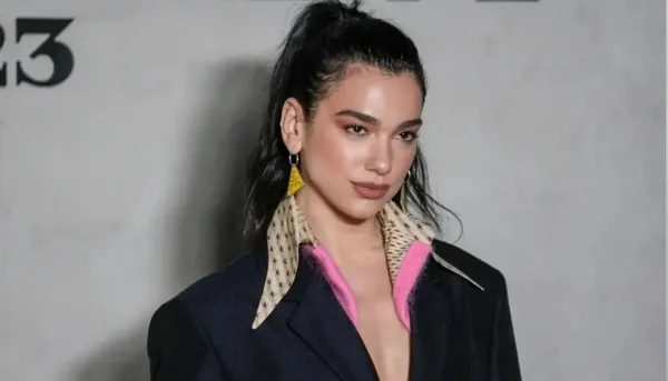Dua Lipa.