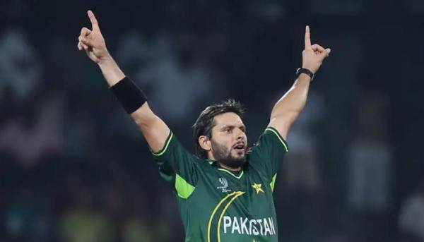 Shahid Afridi honoured with Tamgha-e-Imtiaz