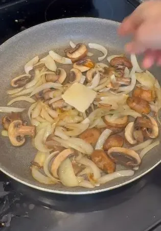 Tips menyimpan bawang putih cincang yang praktis awet tahan lama