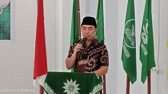 DILANTIK - Bupati Sangihe Michael Thungari saat berbicara dalam 9=-9