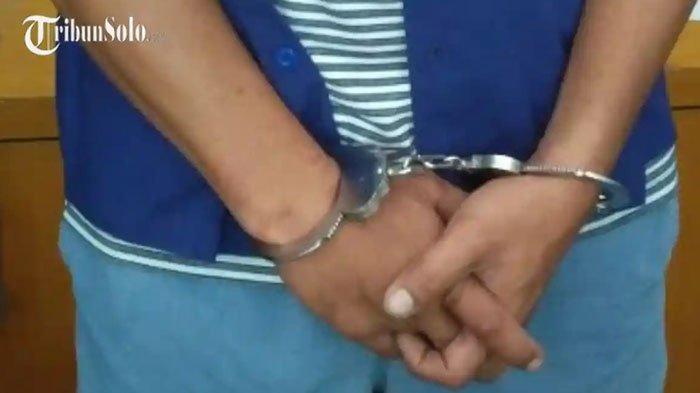 ILUSTRASI (Arsip) - Jajaran Satreskrim Polres Sampang menggerebek aktivitas perjudian kartu jenis poker remi di Dusun Ngur Bungur, Desa Tragih, Kecamatan Robatal, Kabupaten Sampang, Madura, Selasa (3/3/2026) malam. Saini, warga Desa Kolo-Kolo, Kecamatan Arjasa, Pulau Kangean, Sumenep, Madura, mengaku kecewa setelah dua terduga pelaku pencurian sepeda motornya diduga dilepas polisi, Rabu (13/5/2026). 