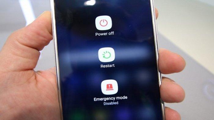 Restart hp itu perlu, apalagi jika ditemukan bug tipis-tipis.