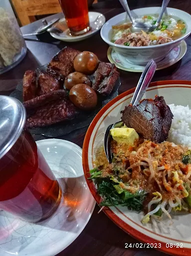 Pecel Mbah Namleg