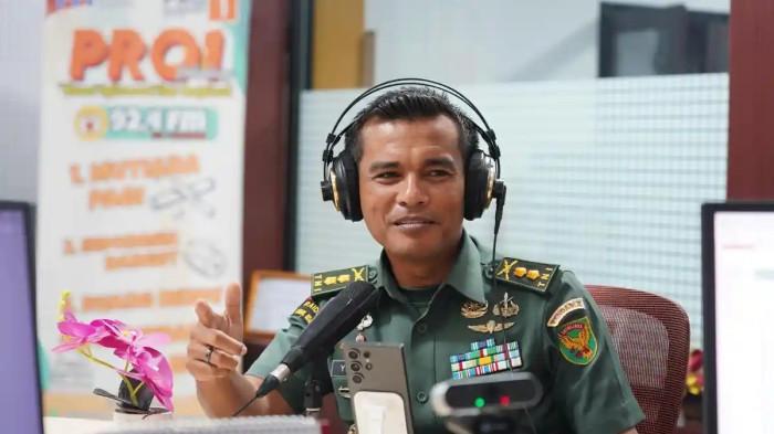 KEPALA PENERANGAN KODAM -- Kepala Penerangan Kodam (Kapendam) II Sriwijaya Letkol Inf Yordania kepada awak media, Sabtu (16/5/2026) terkait penembakan oknum TNI yang tewaskan oknum TNI di sebuah kafe di Palembang. 