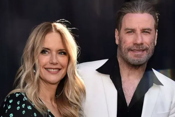 John Travolta and Kelly Preston