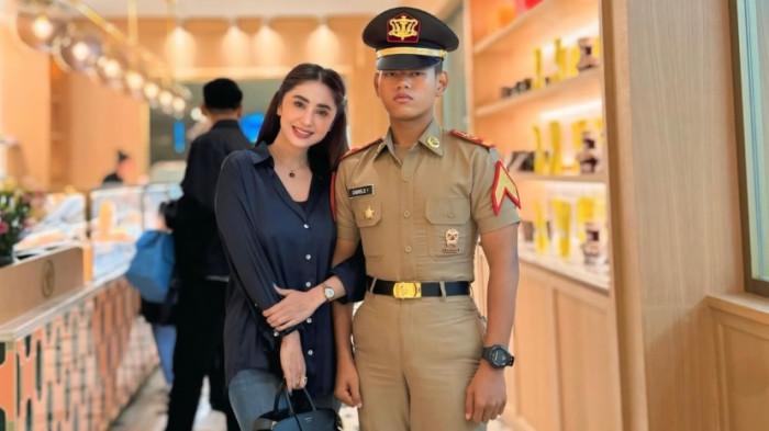 TEKANKAN PRIVASI - Potret Dewi Perssik dan Felice Gabriel dicapture Selasa (17/2/2026).