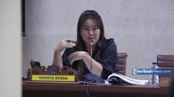 DPRD SULUT - Anggota Komisi IV DPRD Sulawesi Utara Vionita Kuerah saat Rapat Dengar Pendapat (RDP) bersama Dinas Pendidikan Daerah (Dikda) dan Dinas Tenaga Kerja dan Transmigrasi (Disnakertrans) Provinsi Sulawesi Utara.