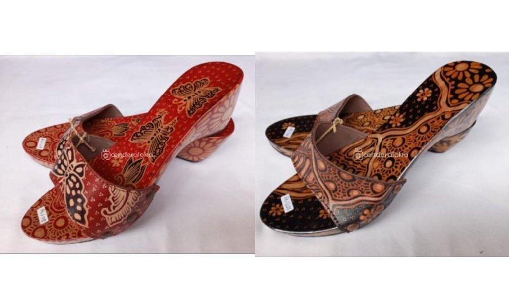 Sandal Kayu Batik.