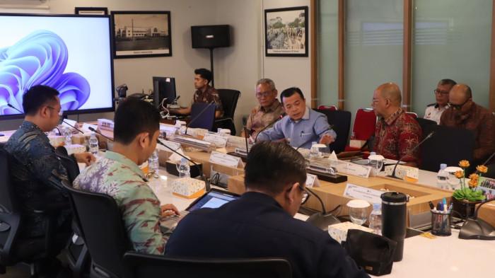 JALUR KERETA API - Gubernur Jambi Al Haris melakukan audiensi bersama Direktorat Jenderal Perkeretaapian Kementerian Perhubungan di Jakarta, Selasa (19/5/2026).  Dia mengungkap rencana pembangunan jalur kereta api batu bara Bungo-Sarolangun-Kemingking Muaro Jambi.