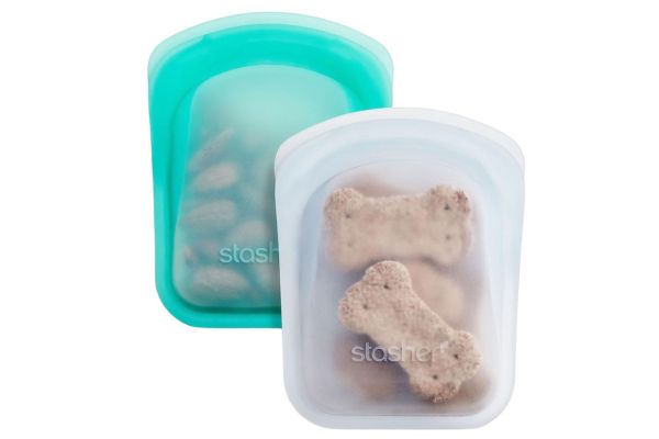 Stasher Silicone Reusable Storage Bag, Pocket Bags 2-Pack, Microwave, Dishwasher, Oven Safe, Sous Vide, Eco Friendly, Leak-free, Food-safe Silicone Snack Bags for Travel, 4 oz, Clear & Aqua Credit: Amazon