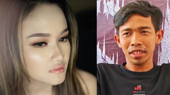 RUMAH TANGGA DEDE SUNANDAR - Komedian sekaligus presenter Dede Sunandar mengaku sempat berusaha mempertahankan rumah tangganya dengan Karen Hertatum sebelum akhirnya konflik mereka viral di media sosial.