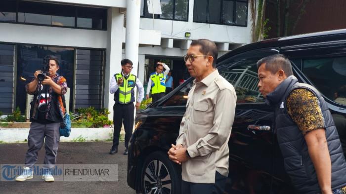 Fadli Zon tiba di Kota Manado, Sulawesi Utara disambut Wakil Gubernur