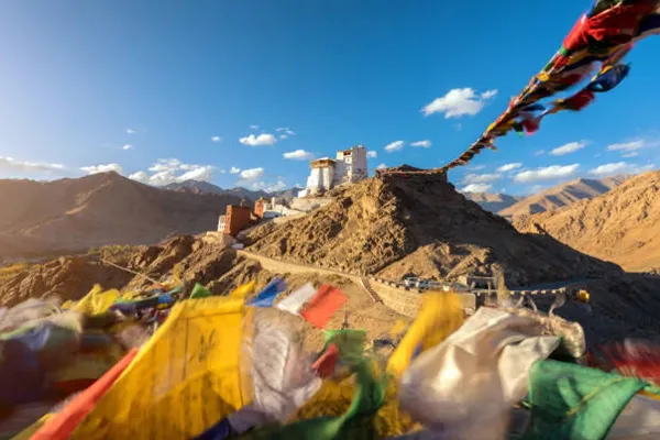 5 destinations for travellers to experience 4 seasons in a day