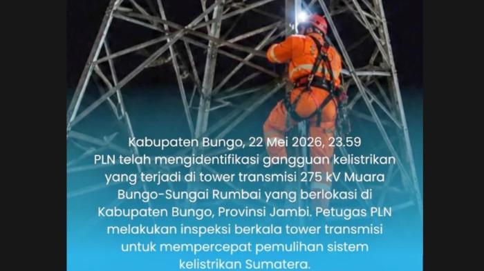 PEMADAMAN MASSAL - Petugas PLN sedang memperbaiki gangguan transmini 275 kV Muara Bungo-Sungai Rumbai yang menyebabkan Jambi, Sumatera Barat (Sumbar), Riau, Sumatera Utara (Sumut) dan Aceh alami blackout pada Jumat (21/5/2026) malam