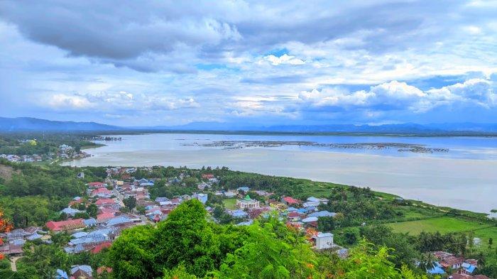 LANDSCAPE -- Danau Limboto, Kabupaten Gorontalo, Provinsi Gorontalo
