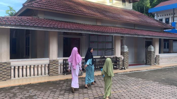 IDUL ADHA 2026- Masjid Jami' Lubuk Sarik, Kelurahan Padang Besi, Kecamatan Lubuk Kilangan, Kota Padang, Senin (25/5/2026).