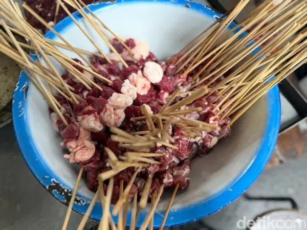 Sate kambing keroncong Jatinegara