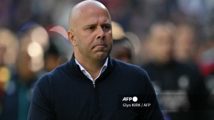 Manajer Liverpool asal Belanda Arne Slot tiba menjelang kick-off pertandingan sepak bola Liga Primer Inggris antara Crystal Palace dan Liverpool di Selhurst Park di London selatan pada 5 Oktober 2024.