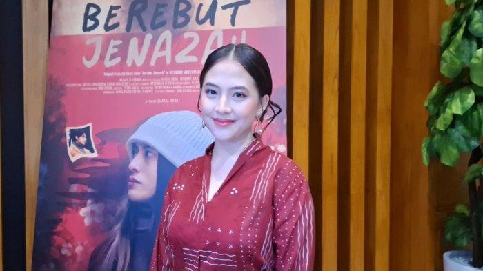 TARGET UMRAH - Adhisty Zara ungkap keinginan dan rencana di tahun ini adalah bisa berangkat ibadah umroh bersama dengan keluarga besar. Zara ditemui di kawasan Cipete Jakarta Selatan, Selasa (11/2/2025).