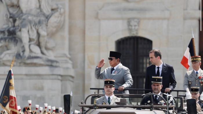 KUNJUNGAN KENEGARAAN KE PRANCIS - Presiden RI Prabowo Subianto mendapatkan sambutan megah dengan pengawalan 146 pasukan berkuda kepresidenan dan 27 personel motoris dari Pemerintah Prancis saat melakukan kunjungan kenegaraan di Paris pada Kamis (28/5/2026).