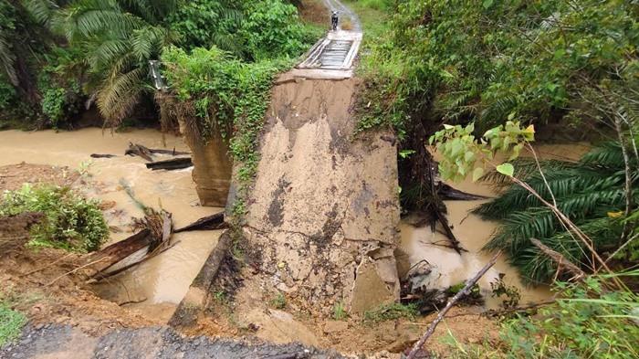 Kondisi jembatan di Jalan Sinta