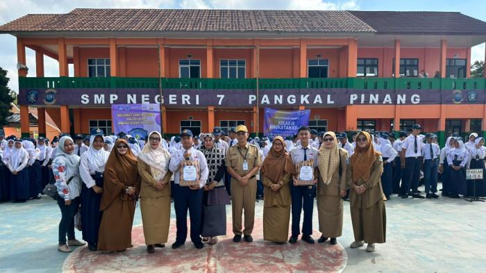 20260602 apresiasi kepada 10 siswa