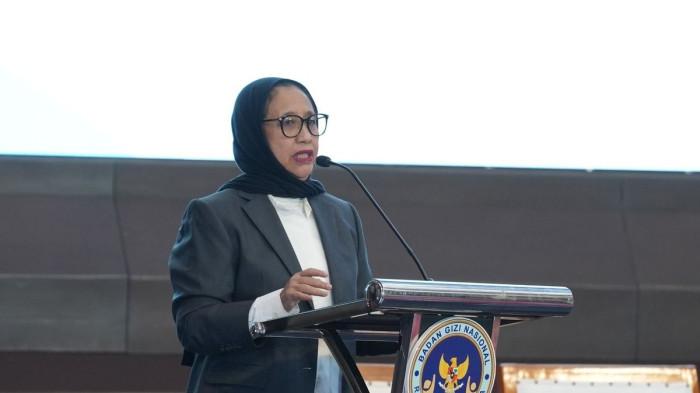 MBG - Wakil Kepala Badan Gizi Nasional (BGN) Nanik S Deyang, yang menegaskan dapur program Makan Bergizi Gratis (MBG) yang tidak memenuhi standar kualitas makanan maupun kebersihan akan langsung ditutup.  