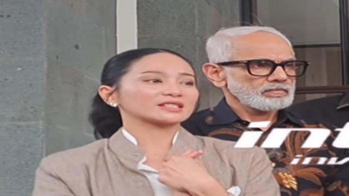 KASUS PENIPUAN - Bunga Zainal dan suaminya,Sukhdev Singh didampingi tim kuasa hukumnya resmi menyambangi Mabes Polri untuk meminta perlindungan dari Divisi Profesi dan Pengamanan (Propam), Selasa (2/6/2026).
