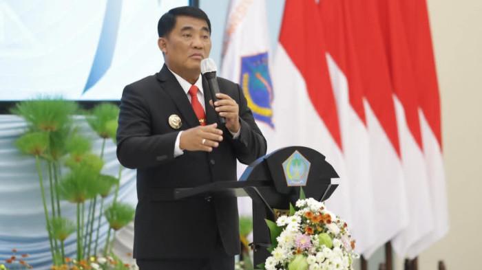 INFLASI:  Gubernur Sulawesi Utara, Yulius Selvanus Komaling. Di bawah kepemimpinannya berbagai program penguatan ketahanan pangan dan pengendalian inflasi terus didorong secara berkelanjutan.