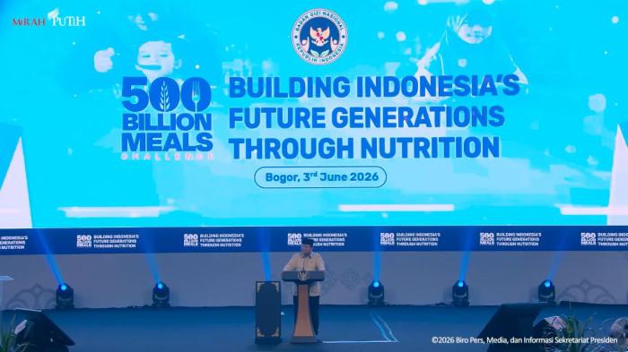PRABOWO BICARA - Presiden RI Prabowo Subianto memberikan pengarahan dalam acara Building Indonesia's Future Generations Through Nutrition di Sentul International Convention Center (SICC), Bogor, Jawa Barat, Rabu (3/6/2026). Dalam kesempatan itu, Prabowo mengungkapkan dirinya telah menerima laporan terkait dugaan penyelewengan yang melibatkan eks pimpinan Badan Gizi Nasional (BGN) sebelum kasus tersebut diproses aparat penegak hukum.
