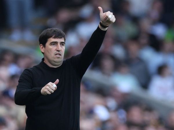 Pelatih Bournemouth, Andoni Iraola, masuk dalam sosok yang dianggap layak untuk melatih AC Milan.