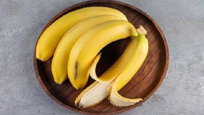 BUAH PISANG - Foto Ilustrasi buah pisang. 7 Manfaat Pisang Saat Berbuka Puasa, Energi Cepat Pulih dan Jaga Kesehatan Jantung (freepik.com)