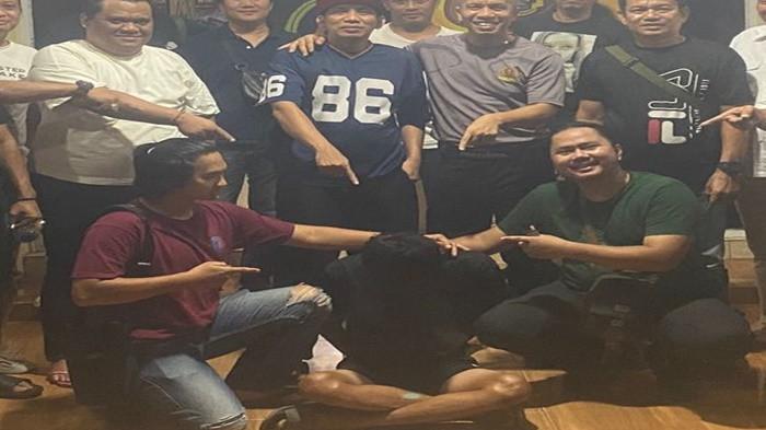 PELAKU DITANGKAP -- Tim gabungan Unit Pidum Satreskrim Polrestabes Palembang dan Polsek Sukarami menangkap OI, satu pelaku pengeroyokan di SPBU Jalan HM Noerdin Pandji, Rabu (3/6/2026).