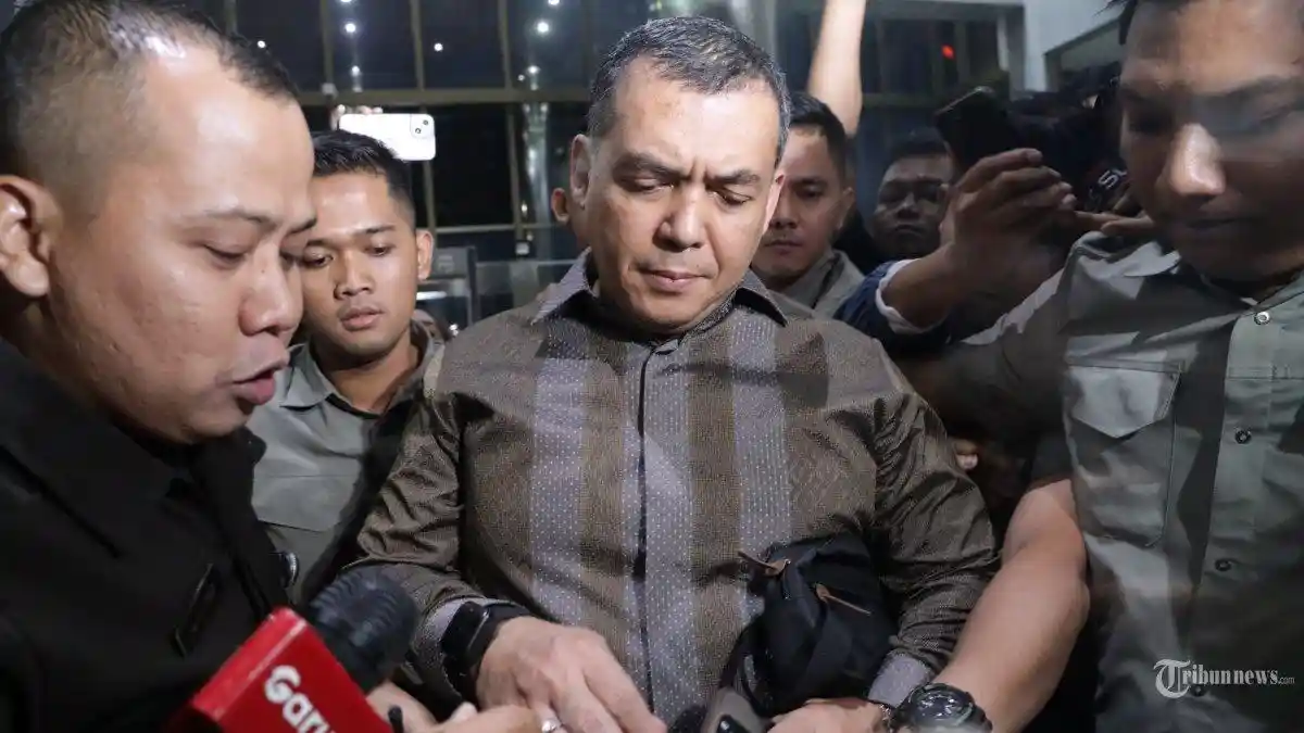HARTA KEKAYAAN - Wakil Menteri Imigrasi dan Pemasyarakatan (Wamen Imipas) Silmy Karim tiba di Gedung KPK, Jakarta, Rabu (3/6/2026). Silmy Karim menyerahkan diri ke KPK terkait dugaan rangkaian Operasi Tangkap Tangan (OTT) di Jakarta Barat pada 2-3 Juni 2026. 