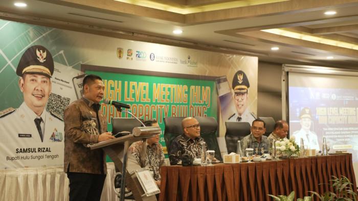 Bupati HST, Samsul Rizal saat menghadiri dan menyampaikan sambutan23
