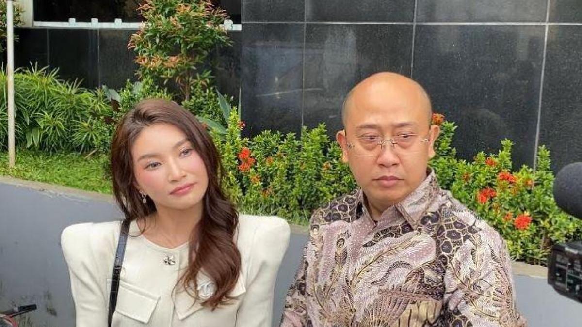 POLEMIK RUBEN SARWENDAH - Kuasa hukum Sarwendah, Chris Sam Siwu sayangkan polemik kliennya dengan Ruben Onsu. Namun ia akan terus membela Sarwendah demi memperjuangkan kebenaran.